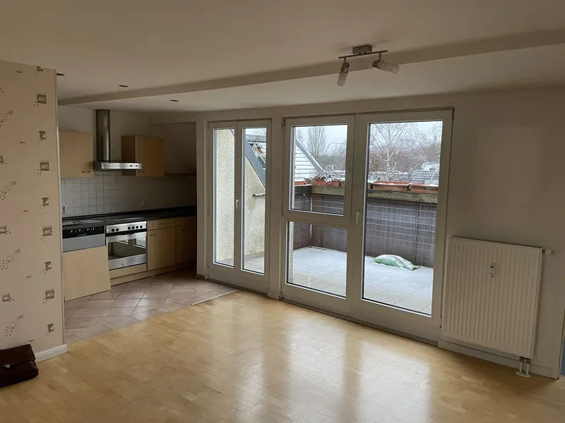 Gepflegte 2-Zimmer-Dachgeschosswohnung in Berlin-Adlershof — photo 1